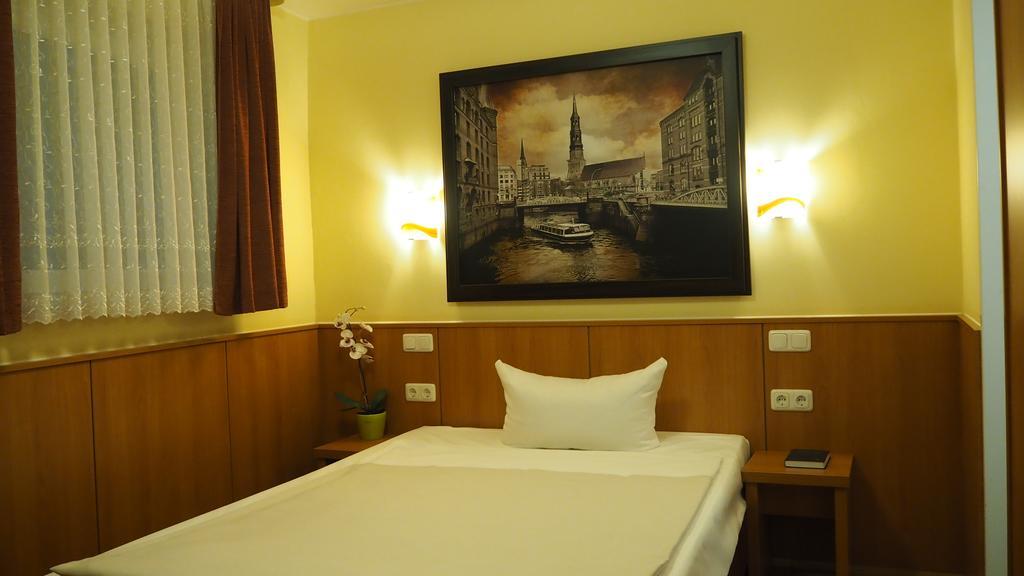 Altan Hotel Hamburg-Harburg Kamer foto