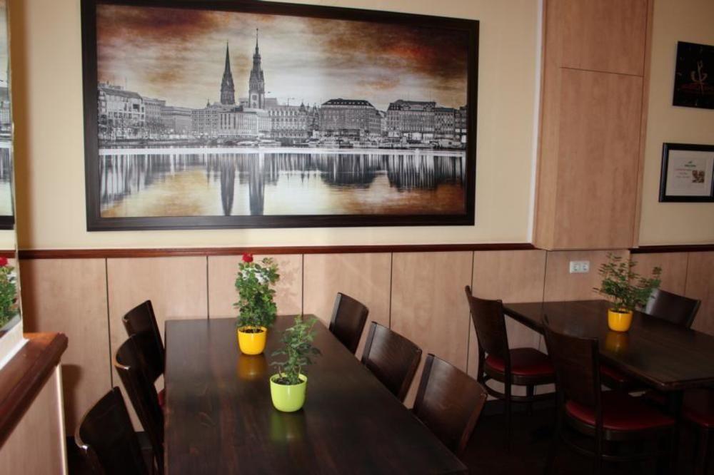 Altan Hotel Hamburg-Harburg Buitenkant foto
