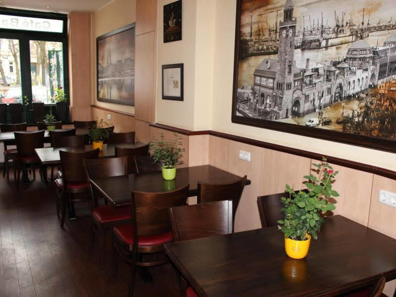 Altan Hotel Hamburg-Harburg Buitenkant foto