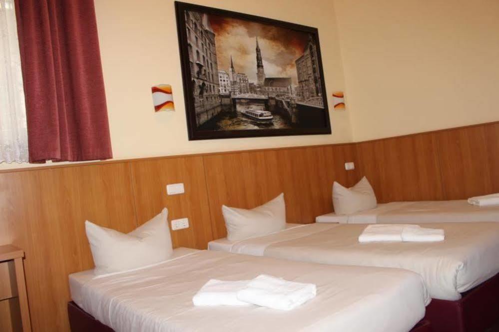 Altan Hotel Hamburg-Harburg Buitenkant foto