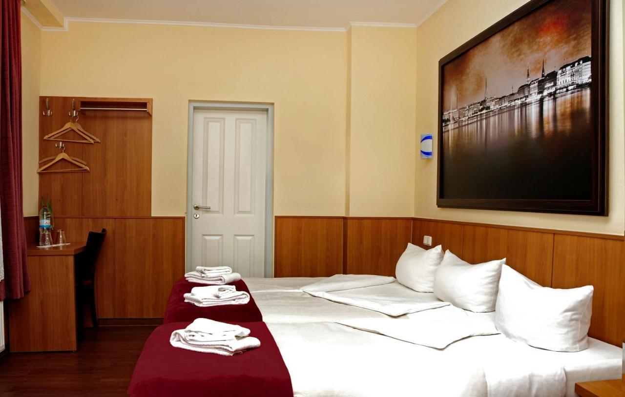 Altan Hotel Hamburg-Harburg Buitenkant foto